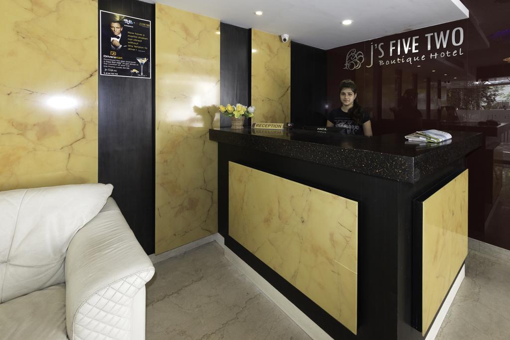 Treebo Trend J's Five Two Boutique Hotel 3*
