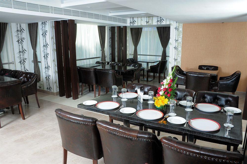 Hotel Treebo Trend J's Five Two Boutique Chennai